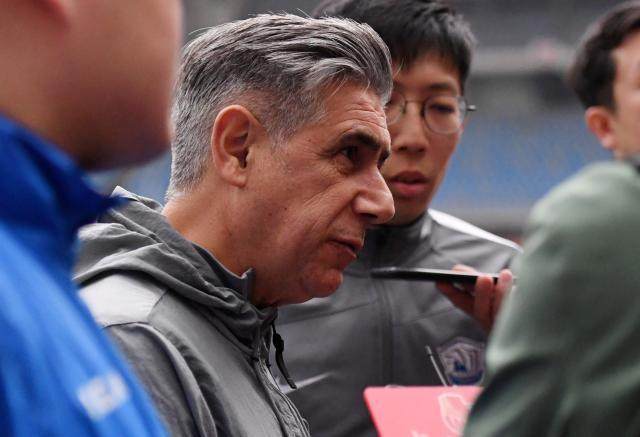 开云体育官网-雄狮醒了?沧州近五轮首胜 被质疑外援成靠谱前锋?