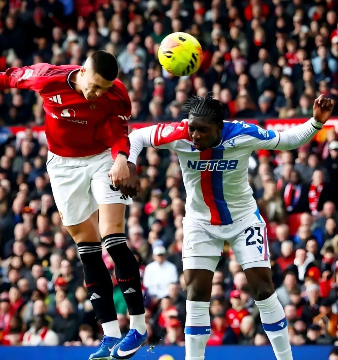 开云体育官网-舍伍德：此前过早下结论，我欠谢什科一个道歉；邮报：曼联密切关注伯恩茅斯中场，他是性价比很高的引援目标