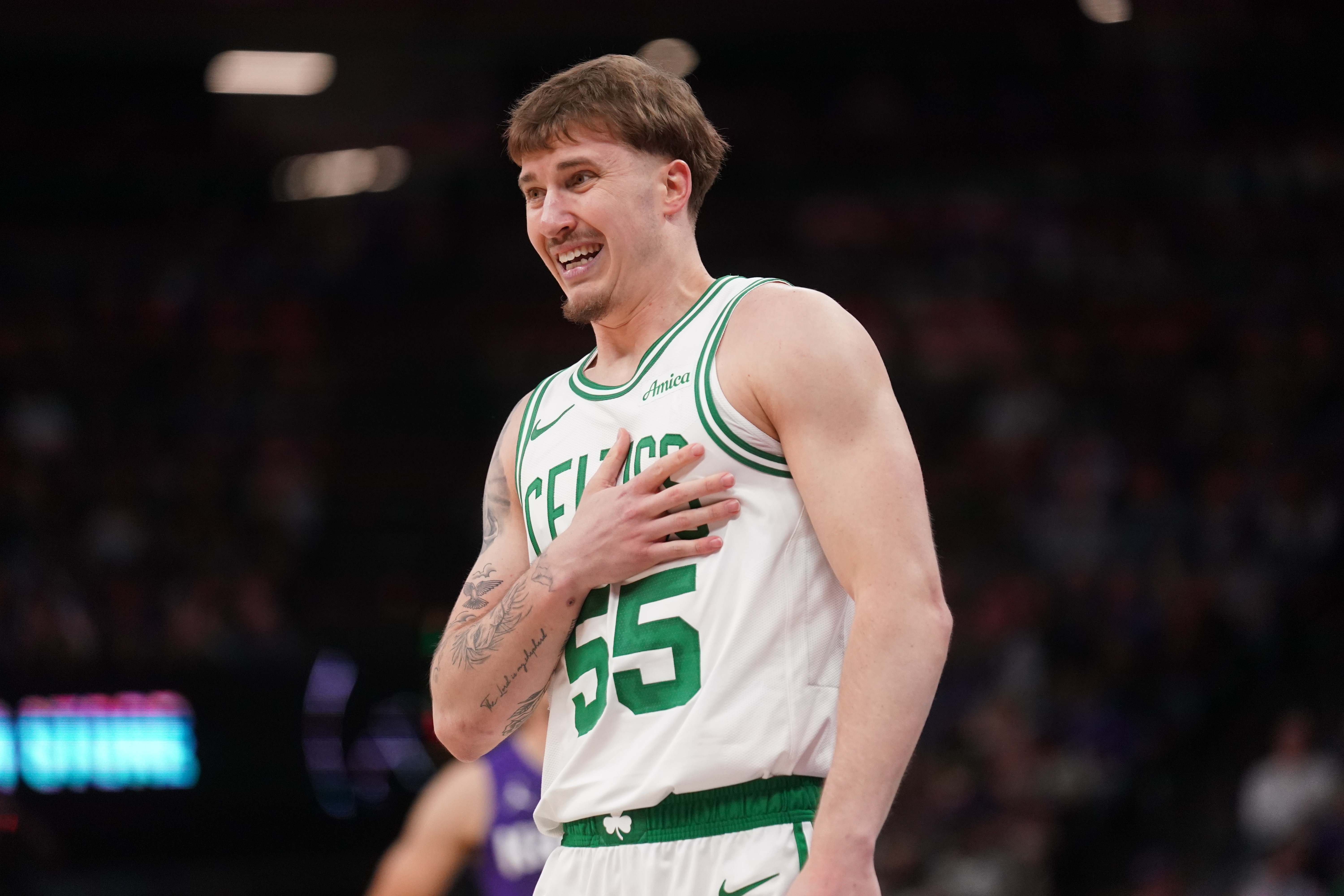 开云体育官网-箭如雨下！三阵凯尔特人第三节轰进9记三分 单节42-20净胜22分