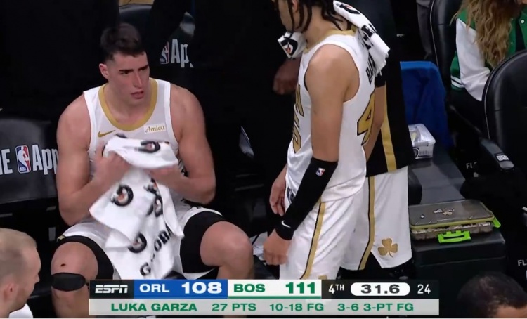 开云体育官网-真正的卢卡！加尔扎转身就投高难度三分命中 27分创生涯新高